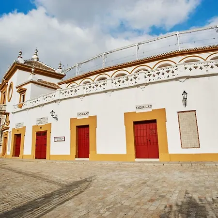 Arenal Carreteria Deluxe By Valcambre Apartment *